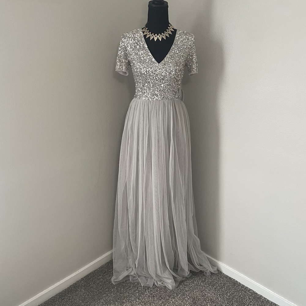 NWT MAYA DELUXE Tall Sz 4 Bridesmaid Maxi‎ Sequin/Tulle Dress Long Silver/Gray